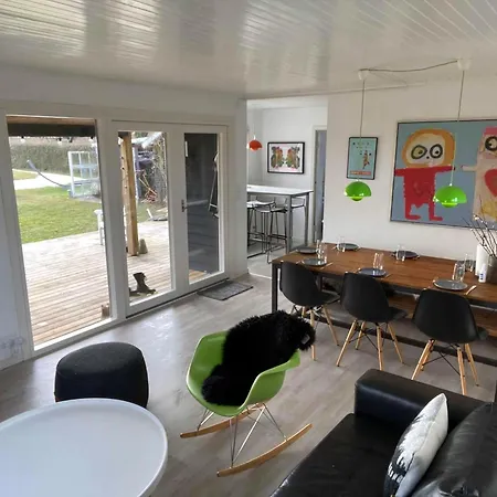 Lovely House With Sea View And Large Terrace Holiday home